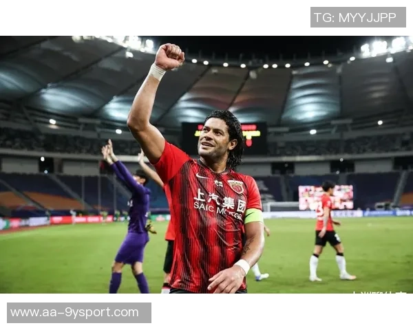 国安球迷机场送别塞蒂恩张源泪洒离别情深